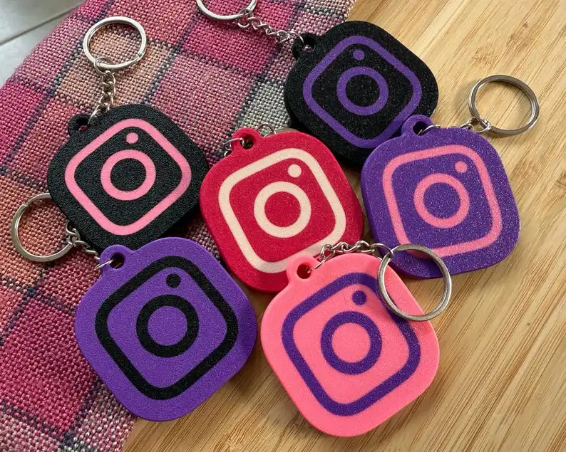 OEMCustom logo Instagram Factory Price Key Tags Eopxy Keychain Pvc Plastic Smart Rfid Nfc Access Control Cards Instagram Keyring - Image 3